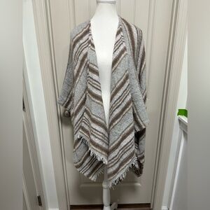 American Eagle Outfitters Gray and Brown Knit Poncho